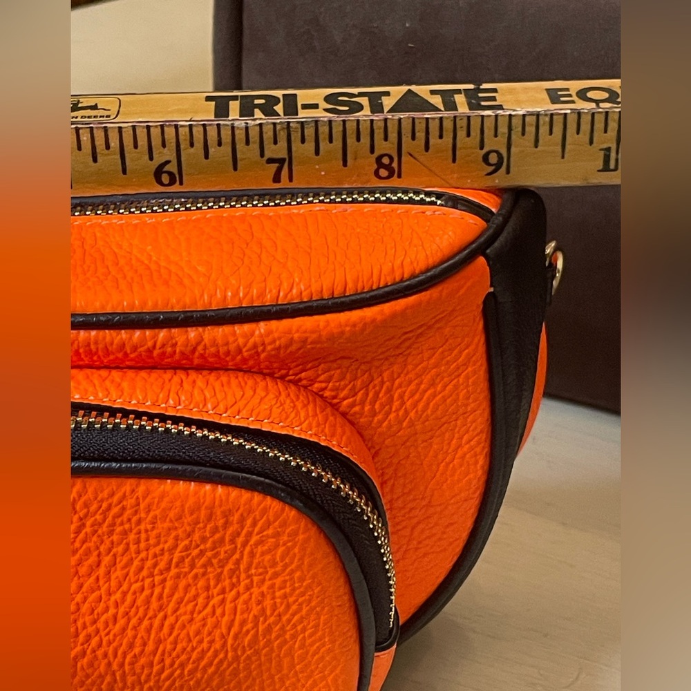 *COA* Coach Bright Orange Court Leather Belt Bag - Picture 12 of 14